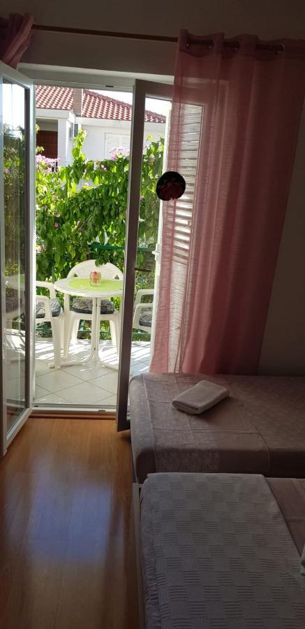 Apartmani Sonja Makarska Esterno foto