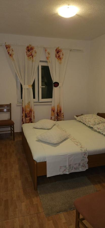 Apartmani Sonja Makarska Esterno foto