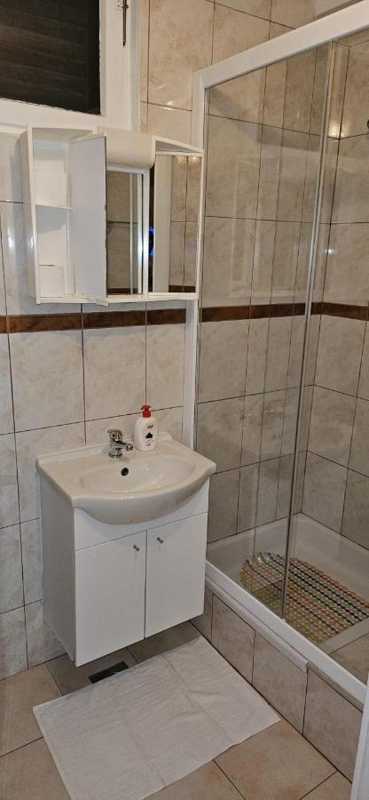 Apartmani Sonja Makarska Esterno foto