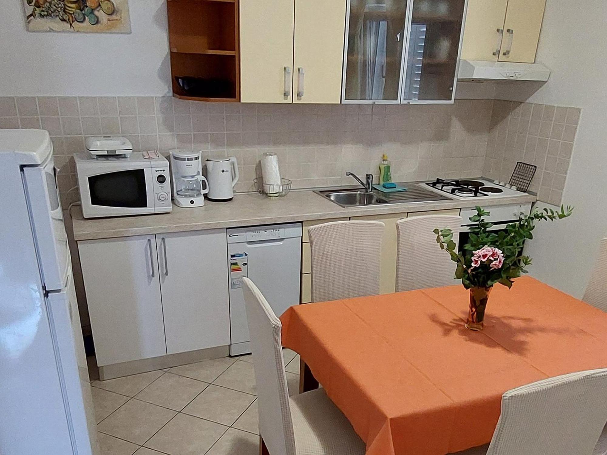 Apartmani Sonja Makarska Esterno foto