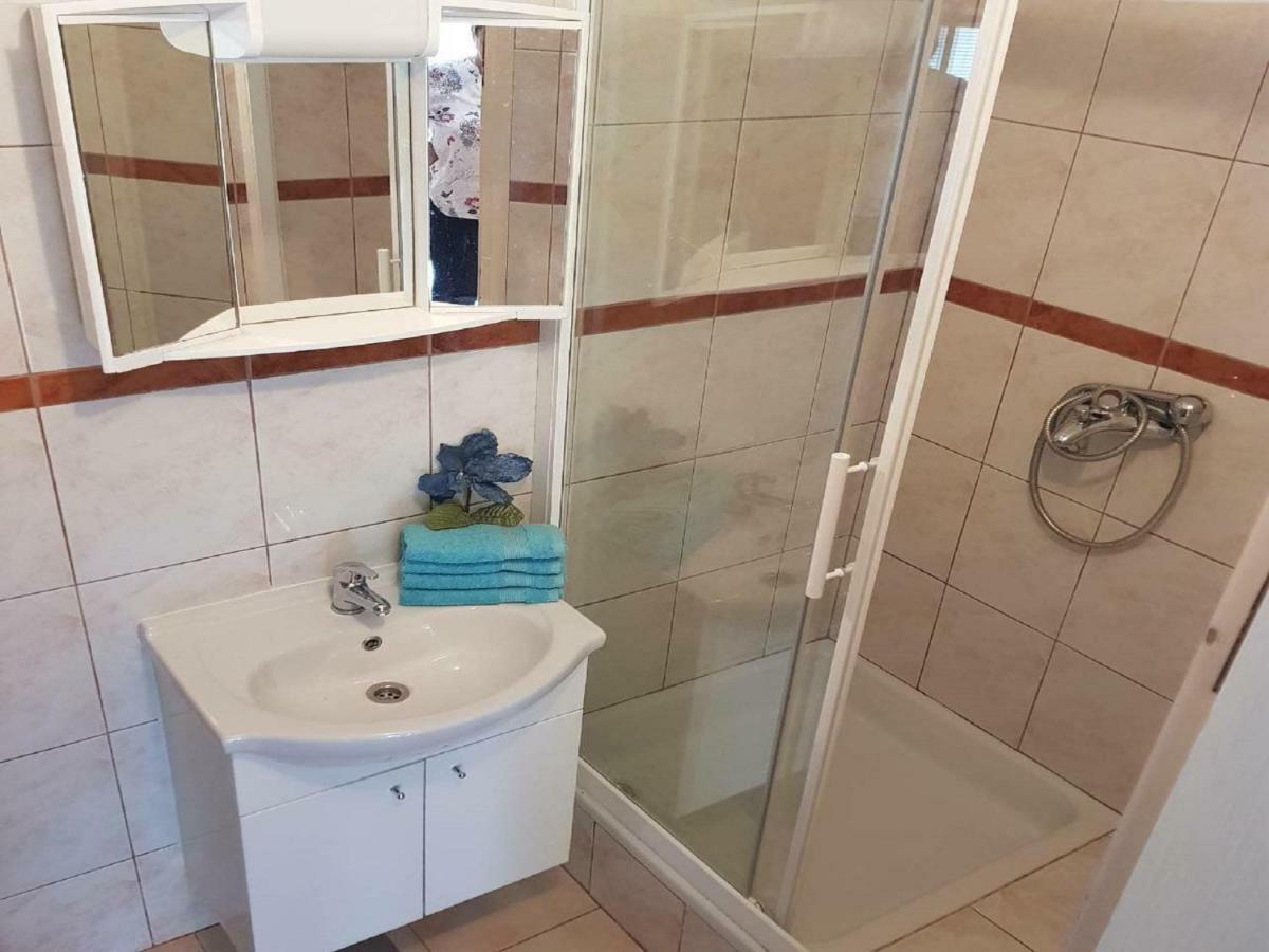 Apartmani Sonja Makarska Esterno foto